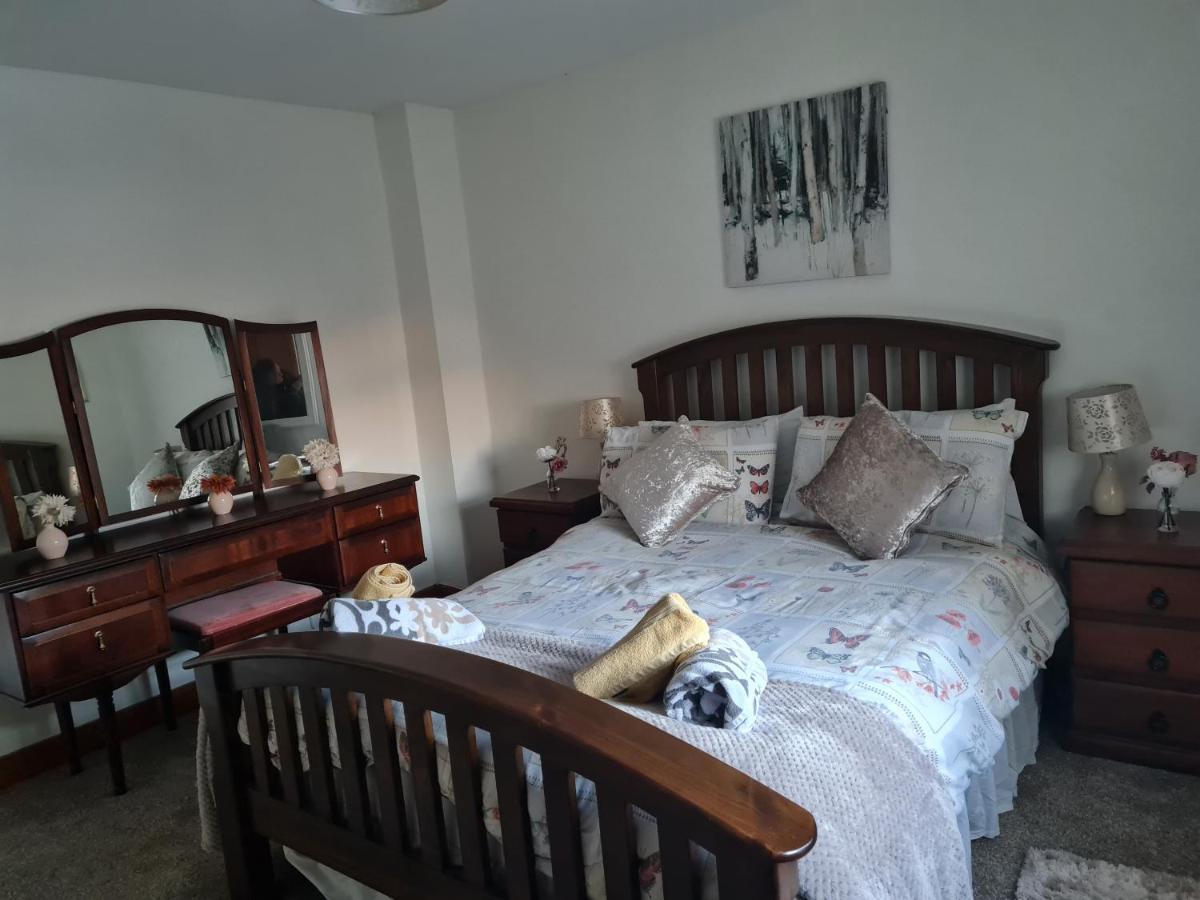 Vila Comfy Quiet Town House Strabane Exteriér fotografie