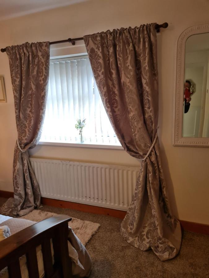 Vila Comfy Quiet Town House Strabane Exteriér fotografie