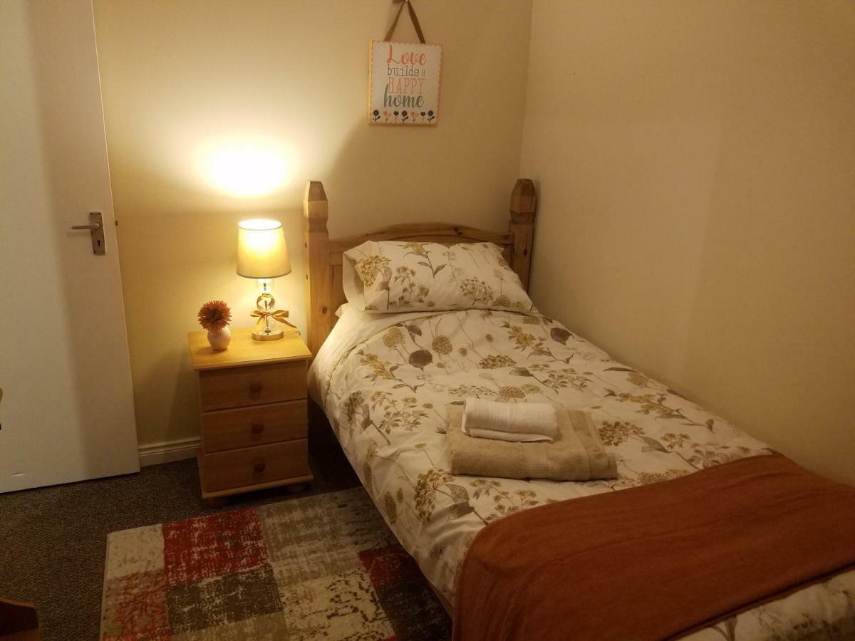 Vila Comfy Quiet Town House Strabane Exteriér fotografie