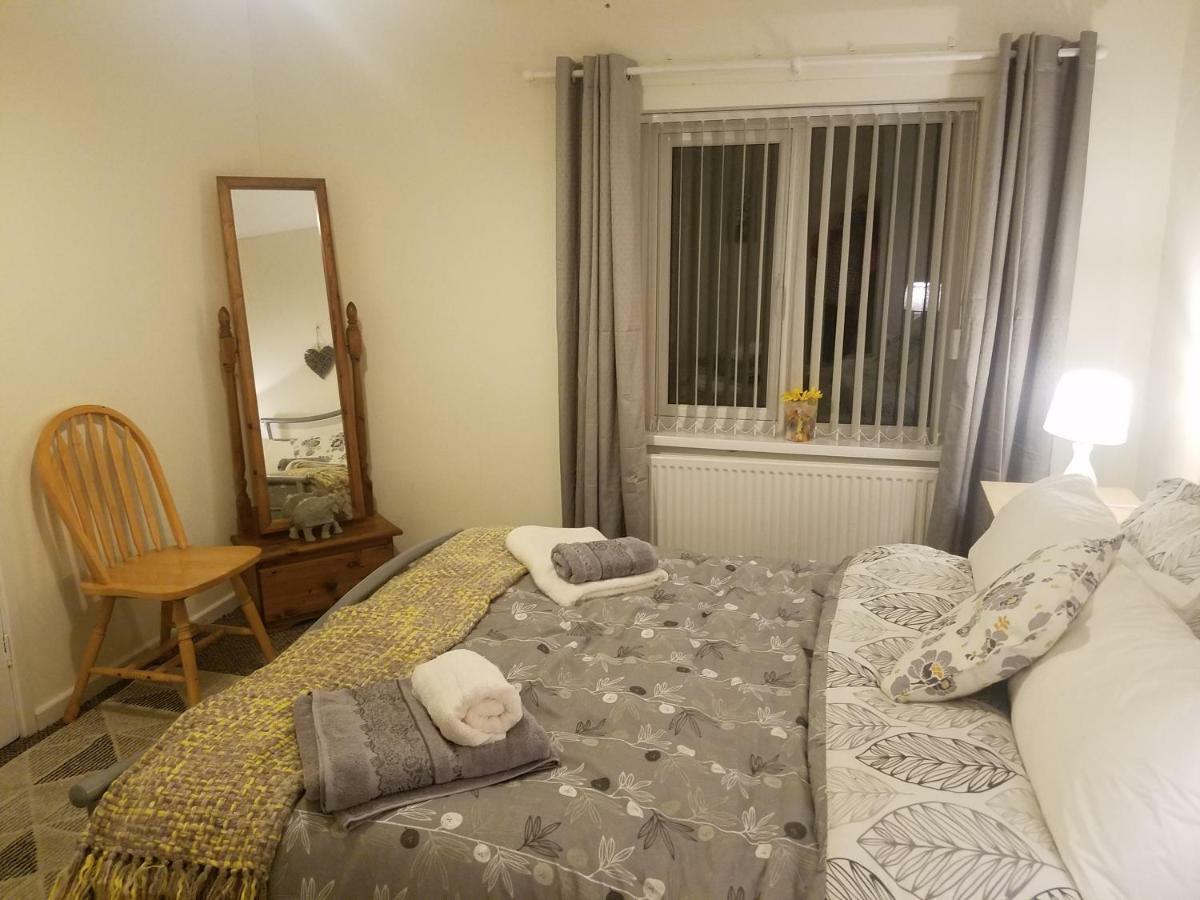 Vila Comfy Quiet Town House Strabane Exteriér fotografie
