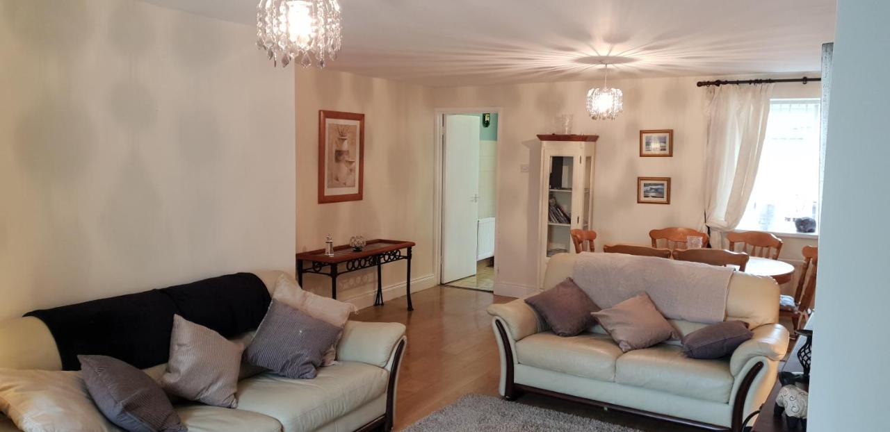 Vila Comfy Quiet Town House Strabane Exteriér fotografie